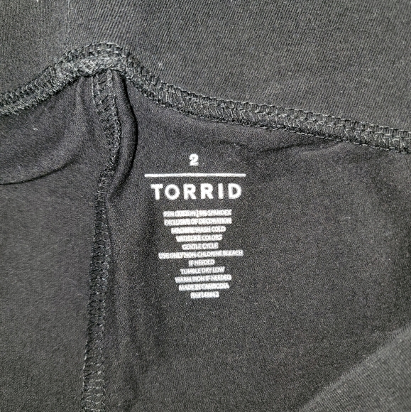 Torrid Active Mesh Detail Ankle Legging - 2XL - Black - Picture 3 of 9